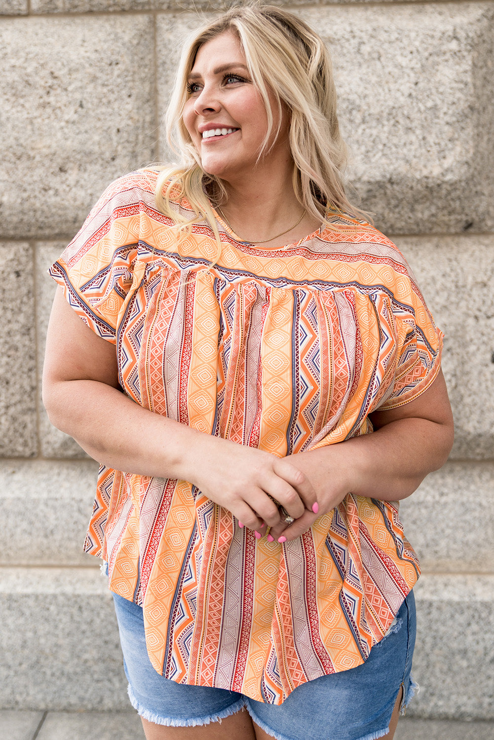 Plus size shop boutique tops